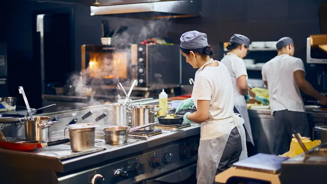 Plug and Play Kitchens: The Future of Hassle-Free Culinary Ventures